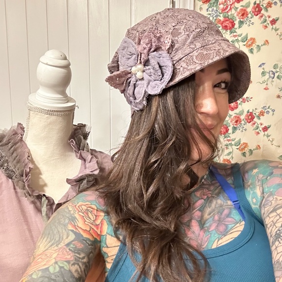 Lilac purple sheer blouse with lace ruffle neckline & matching hat BOTH NWT!! - Picture 3 of 14